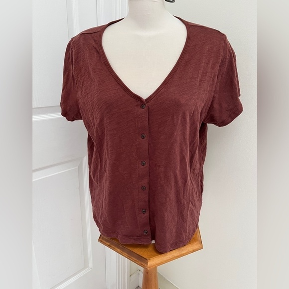 Old Navy cotton button down T-shirt size X-Large - Picture 1 of 5